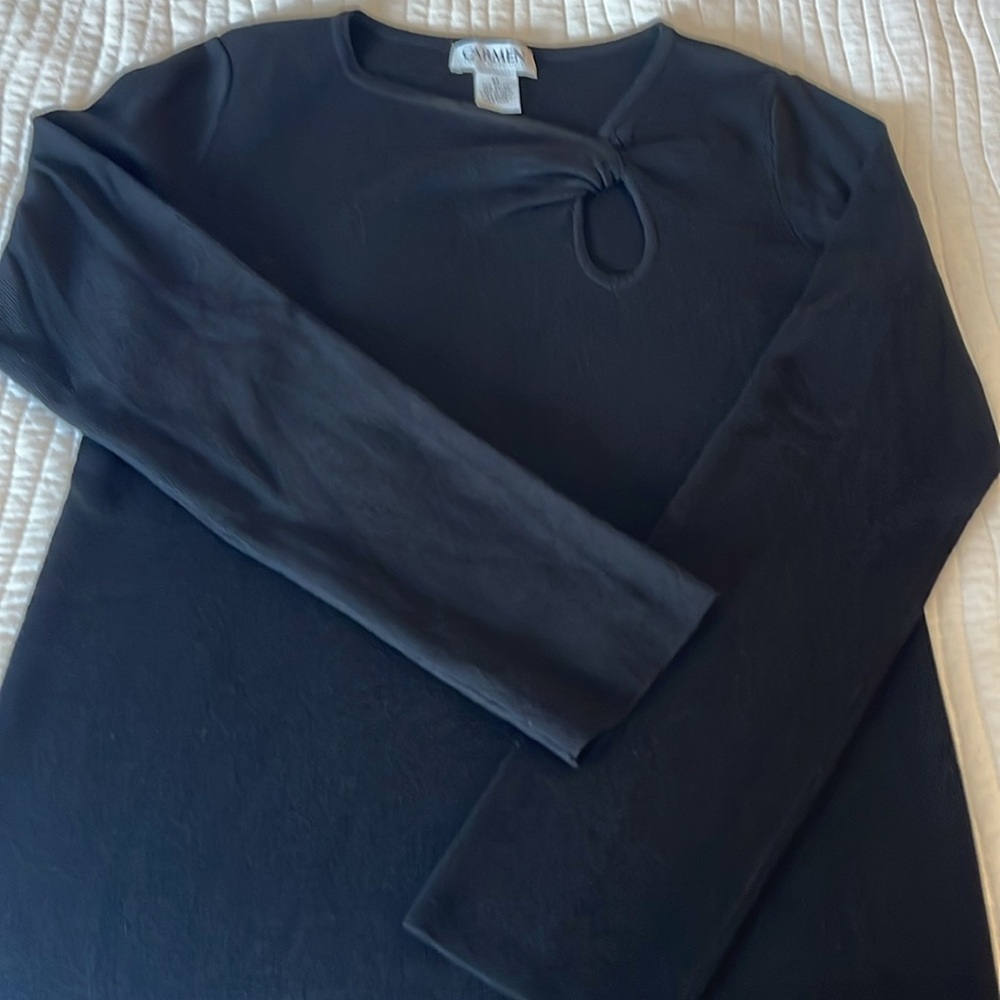 Sweater - Picture 2 of 5